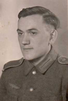 raschke_heinz_soldat.jpg (20 KB)